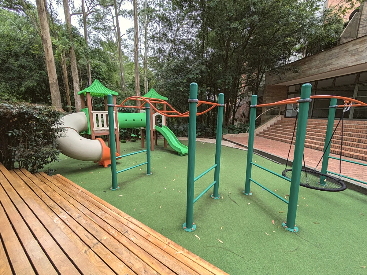 Parque Infantil — Jardines de Sierralta