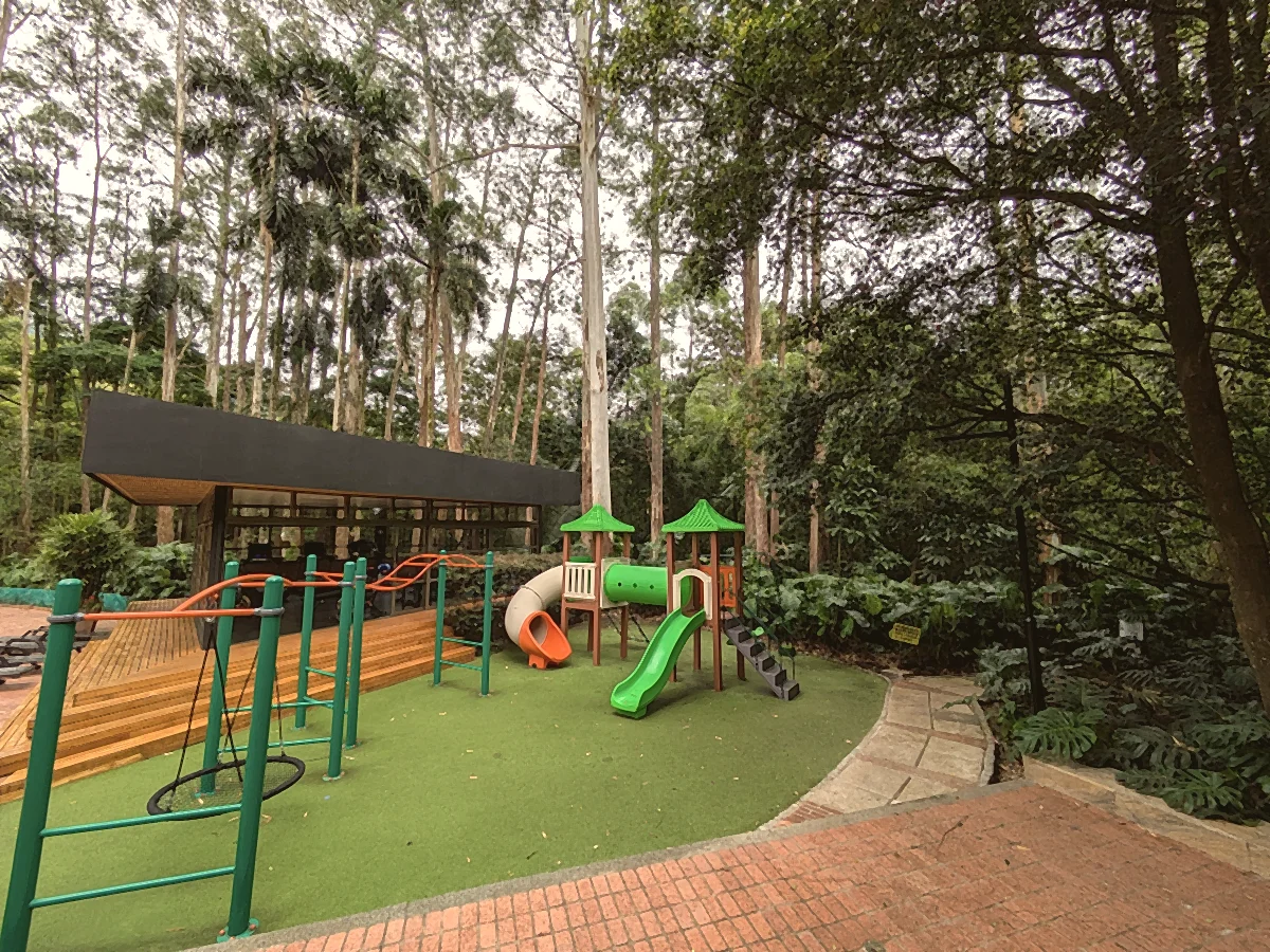 Parque Infantil — Jardines de Sierralta